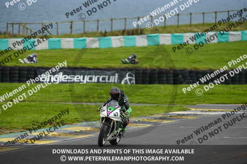 anglesey no limits trackday;anglesey photographs;anglesey trackday photographs;enduro digital images;event digital images;eventdigitalimages;no limits trackdays;peter wileman photography;racing digital images;trac mon;trackday digital images;trackday photos;ty croes